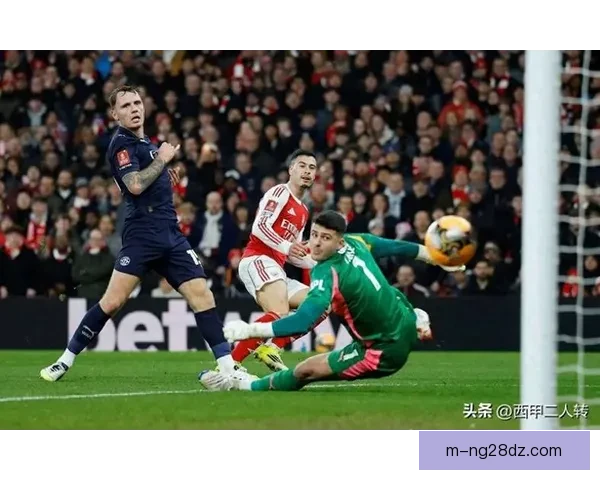 枪手足总杯前30分钟狂进4球 创历史纪录